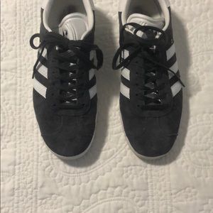 Adidas Gazelle Women’s Size 8.5 Grey